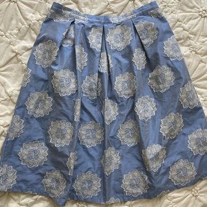 High waisted A-line skirt